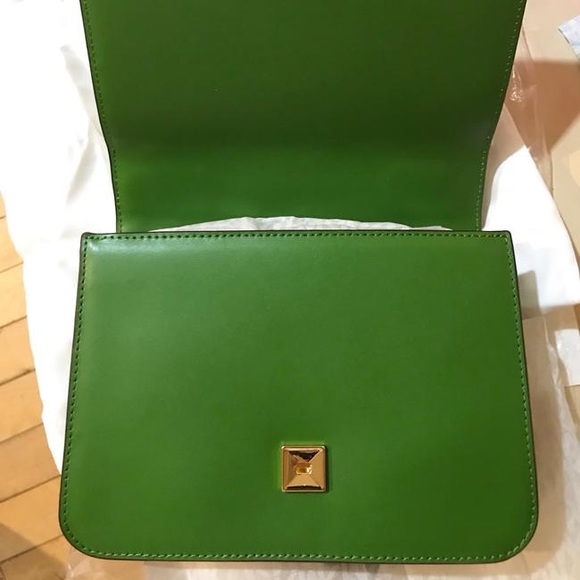 Mott Green Leather Cross Body Bag
